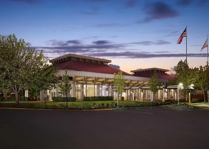 Hilton Oakland Airport Hotel