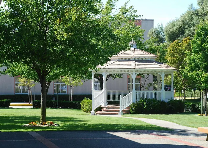 Hilton Oakland Airport Hotel